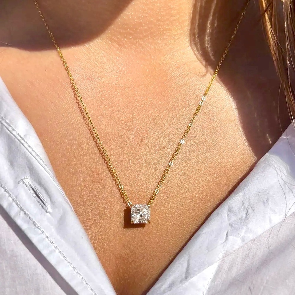 Melinda Maria Empress Necklace Pendant